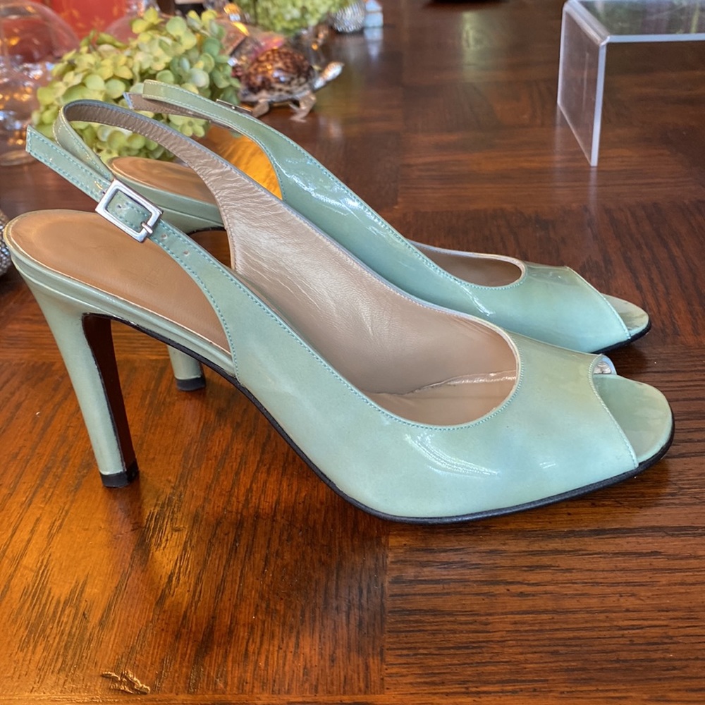 Euc Stuart Weitzman Sz 8.5m Open Toe Slingback Pu… - image 3
